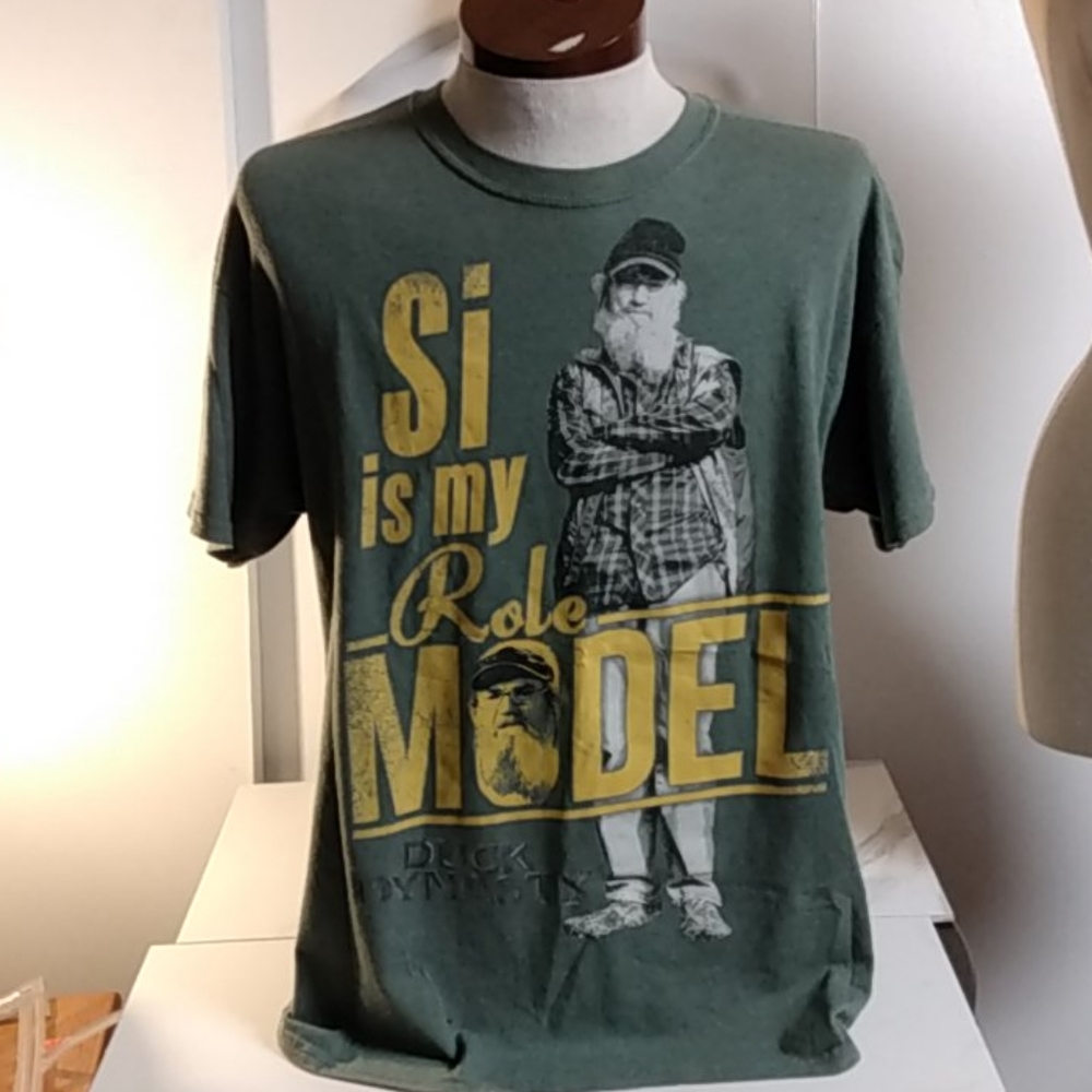 Free With Purchase  Uncle CI Duck Dynasty Tee